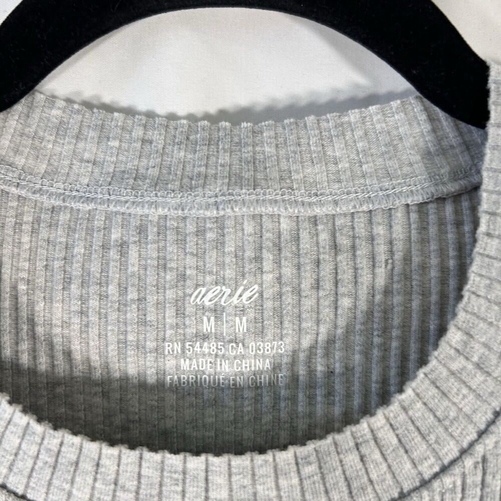 New Aerie Tank Top Women's Medium Grey Ribbed Sleeveless Crew Neck Cropped - Picture 4 of 7